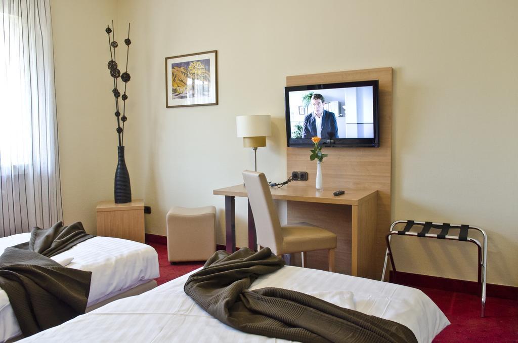 Hotel Paffhausen Wirges Εξωτερικό φωτογραφία